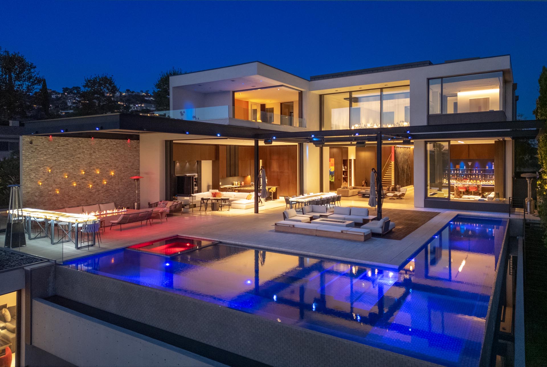 Villa Solenne at night